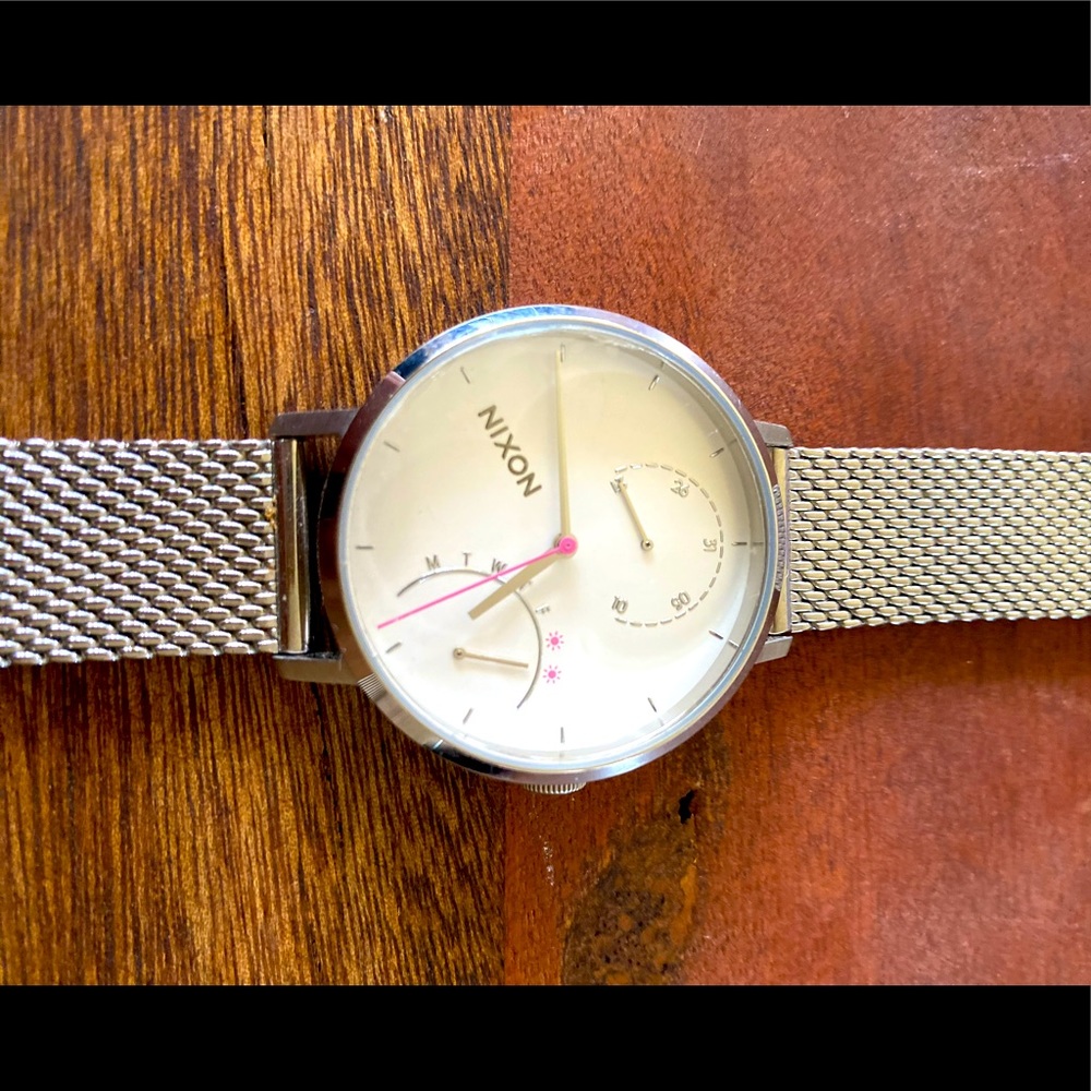 Nixon Clutch silver watch